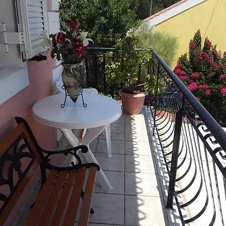 Elenh House Daire