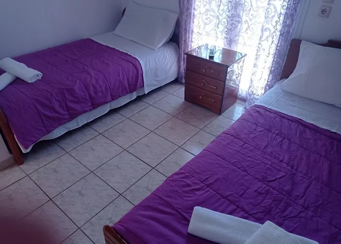 公寓 Elenh House *