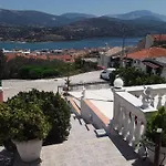 Elenh House Апартаменты