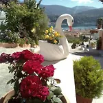 Elenh House Апартаменты *